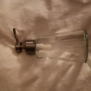 Soap dispenser - preloved